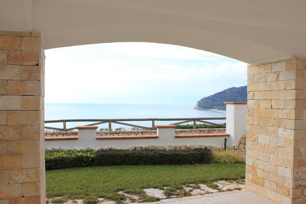Holiday Lodge Al Porto Mattinata Room photo